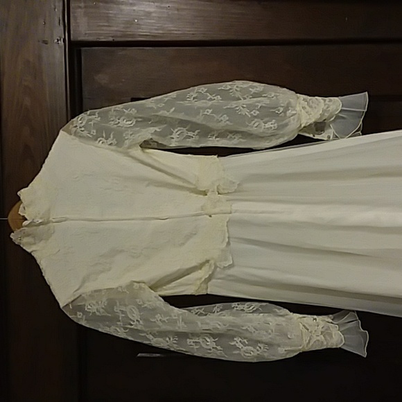 Vintage 40s/50s lace wedding dress Handmade? - Picture 15 of 17